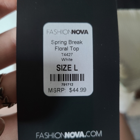 NWT Fashion Nova Spring Break Floral Top - Picture 3 of 4